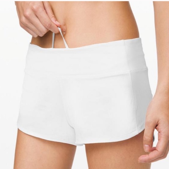 Lulu Lemon shorts with UBC logo - Picture 3 of 7